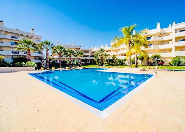 Condo-pool Walk To The By Algarve Dream Holidays Appartement Albufeira