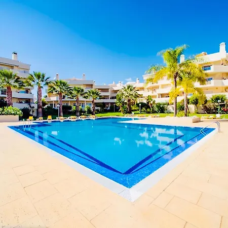 Condo-pool Walk To The By Algarve Dream Holidays アパート アルブフェイラ