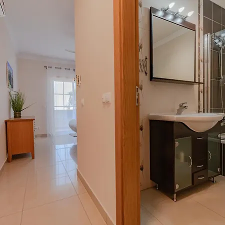 Apartamento Condo-pool Walk To The By Algarve Dream Holidays *